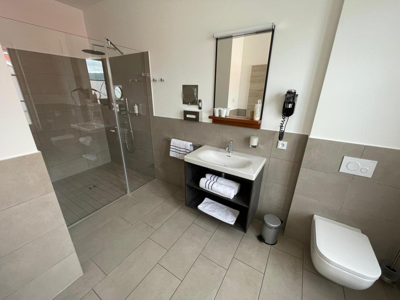 Seehotel Villa Linde Бодман-Людвигсхафен Экстерьер фото